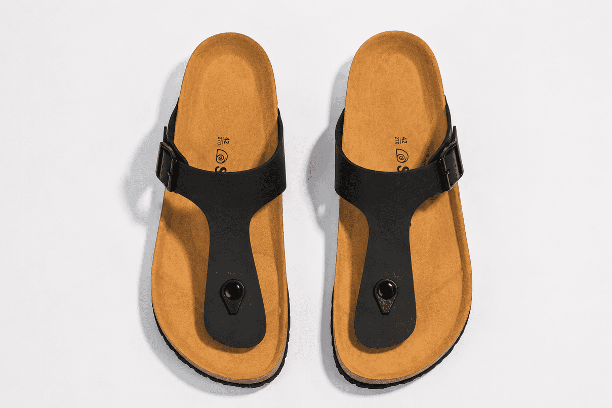SNAILY SANDALS T-BUCKLE HITAM - Image 3