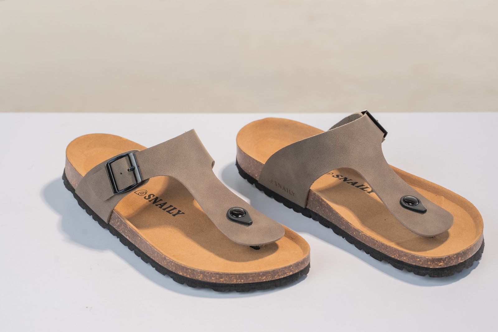 SNAILY SANDALS T-BUCKLE GREY - Image 3