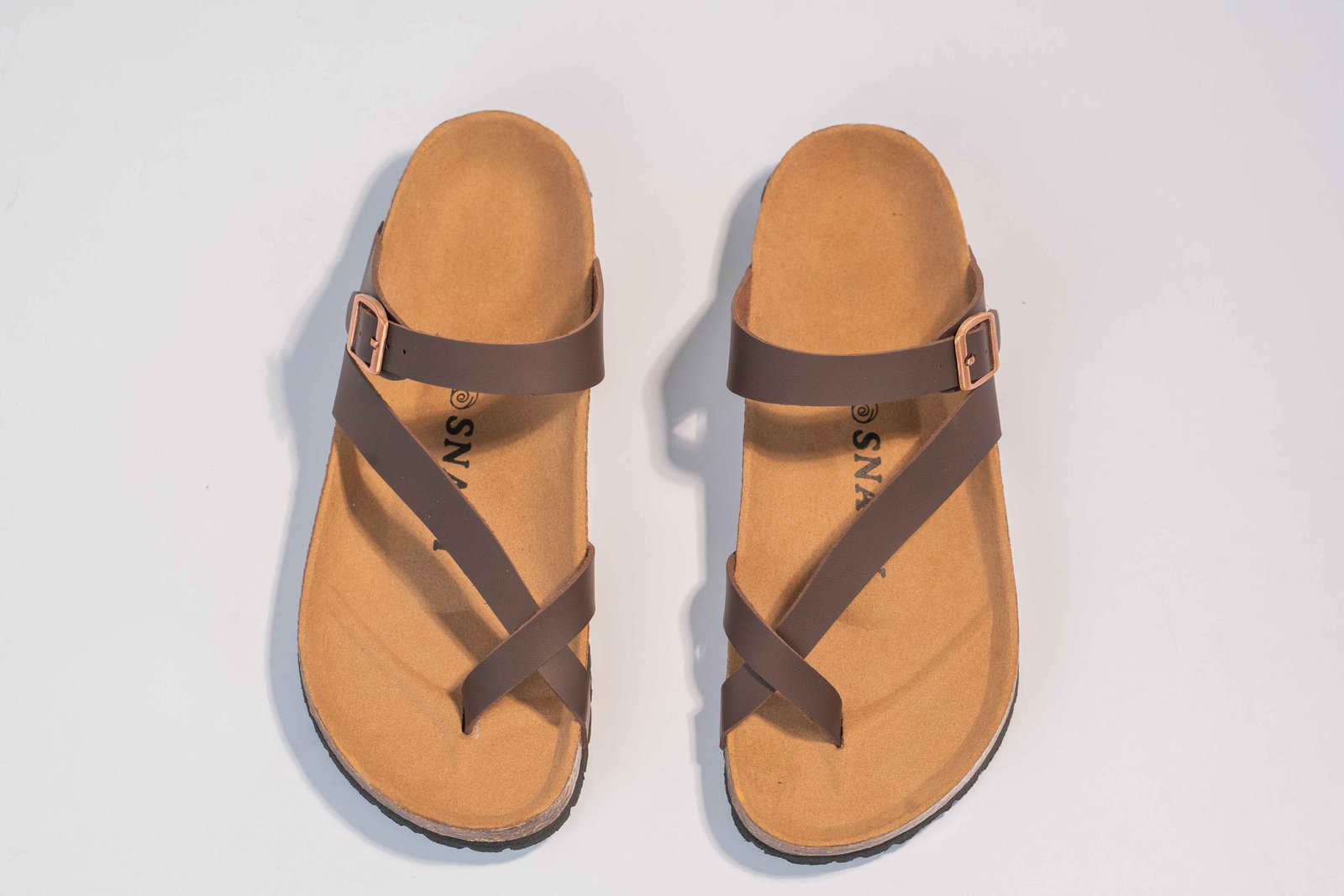 SNAILY SANDALS CROSS BUCKLE BROWN - Image 5