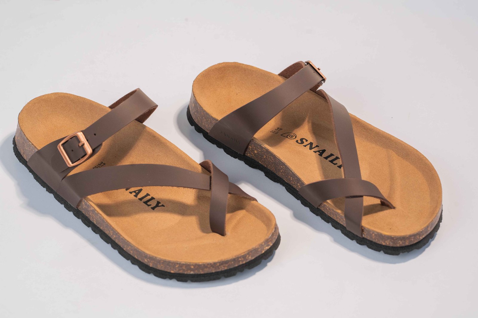 SNAILY SANDALS CROSS BUCKLE BROWN - Image 4