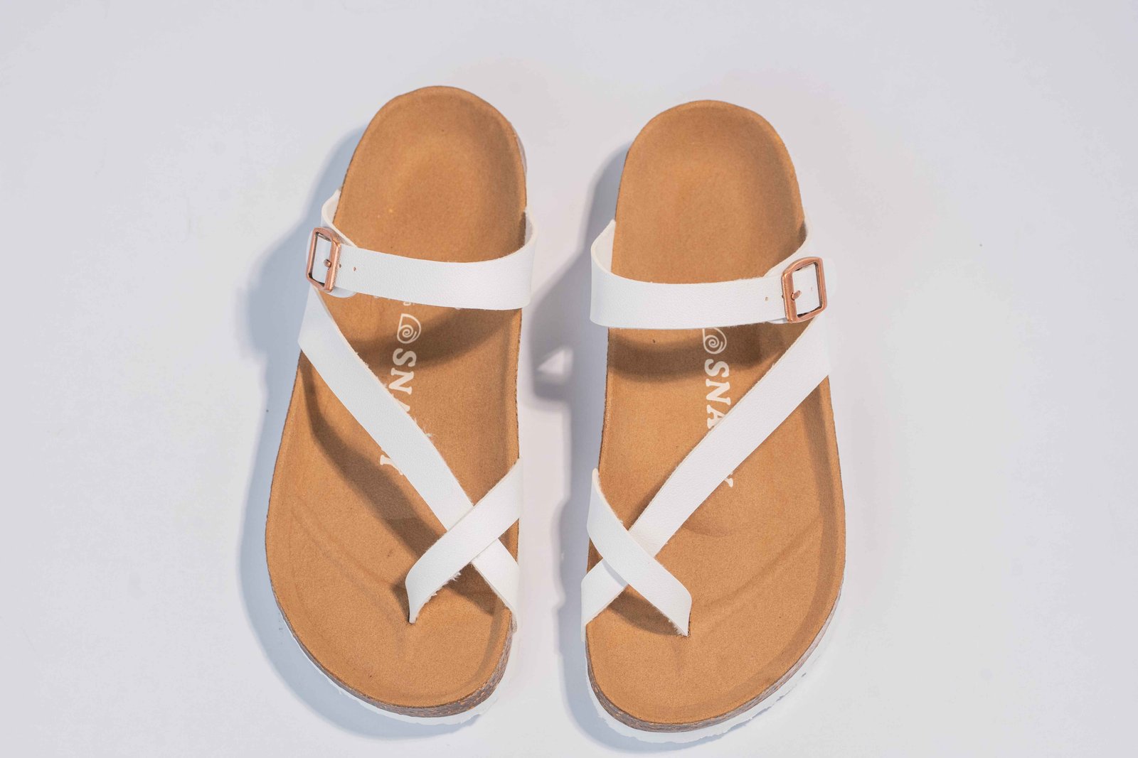SNAILY SANDALS CROSS BUCKLE - Image 2