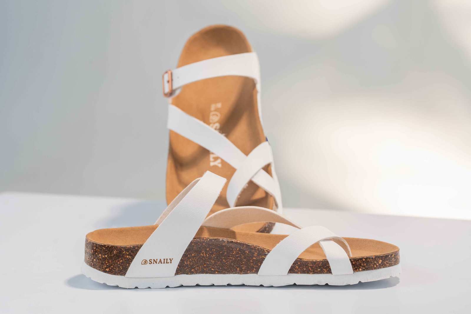 SNAILY SANDALS CROSS BUCKLE - Image 3